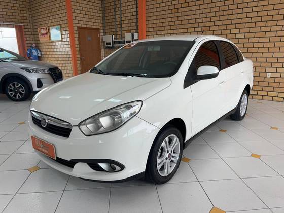 FIAT GRAND SIENA 1.4 MPI ATTRACTIVE 8V FLEX 4P MANUAL